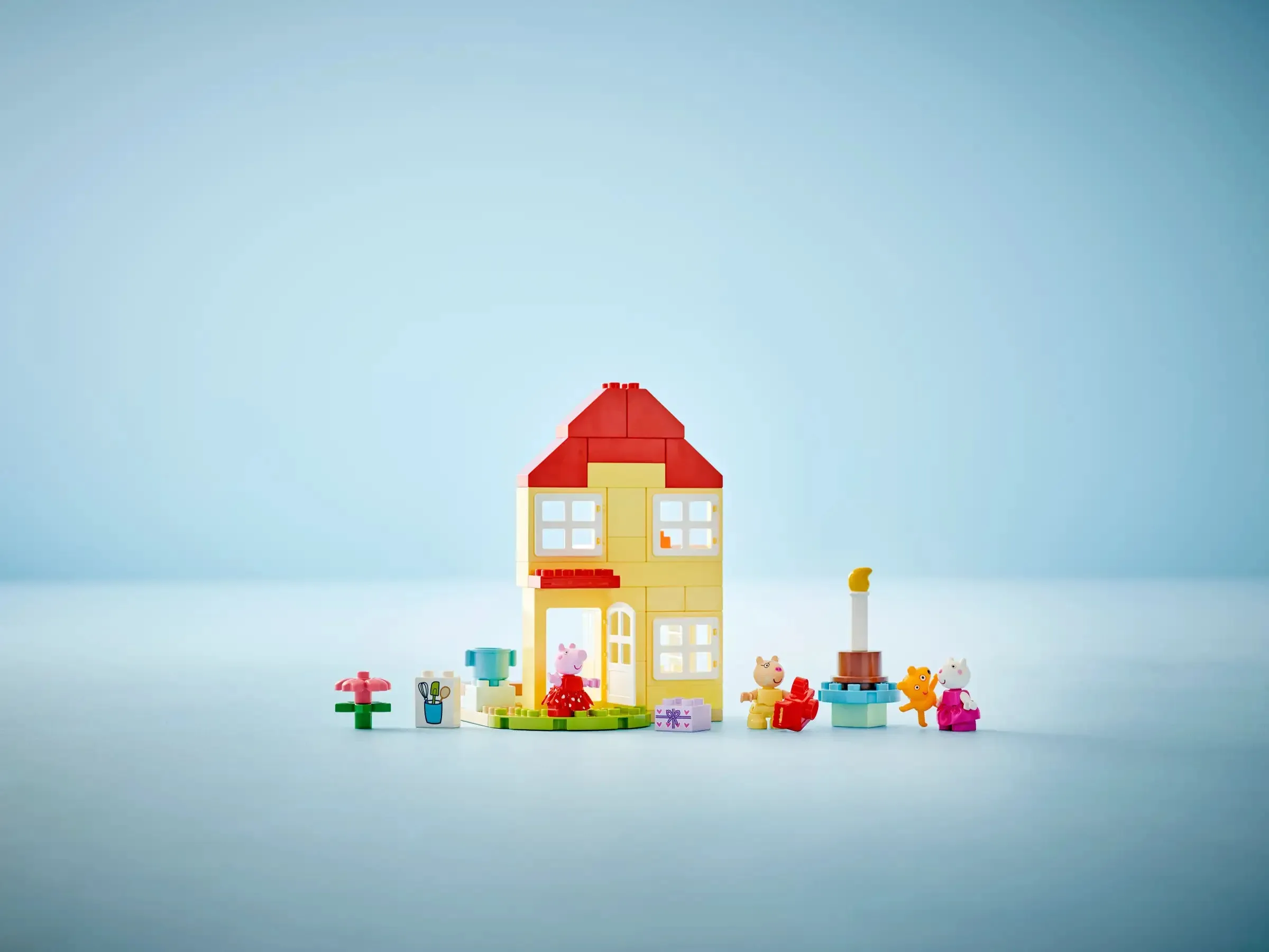 LEGO DUPLO 10433 Peppa Pig Birthday House Playset